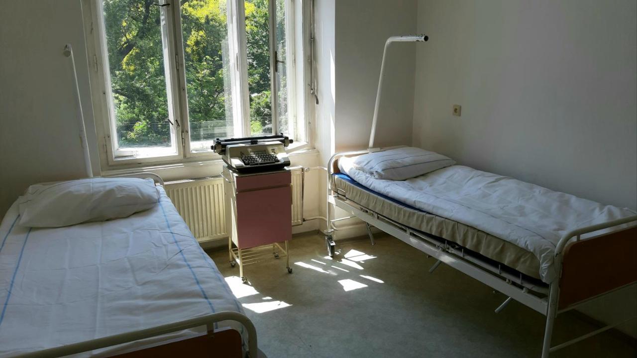 Franz Kafka Spital Hostel Brno Ngoại thất bức ảnh