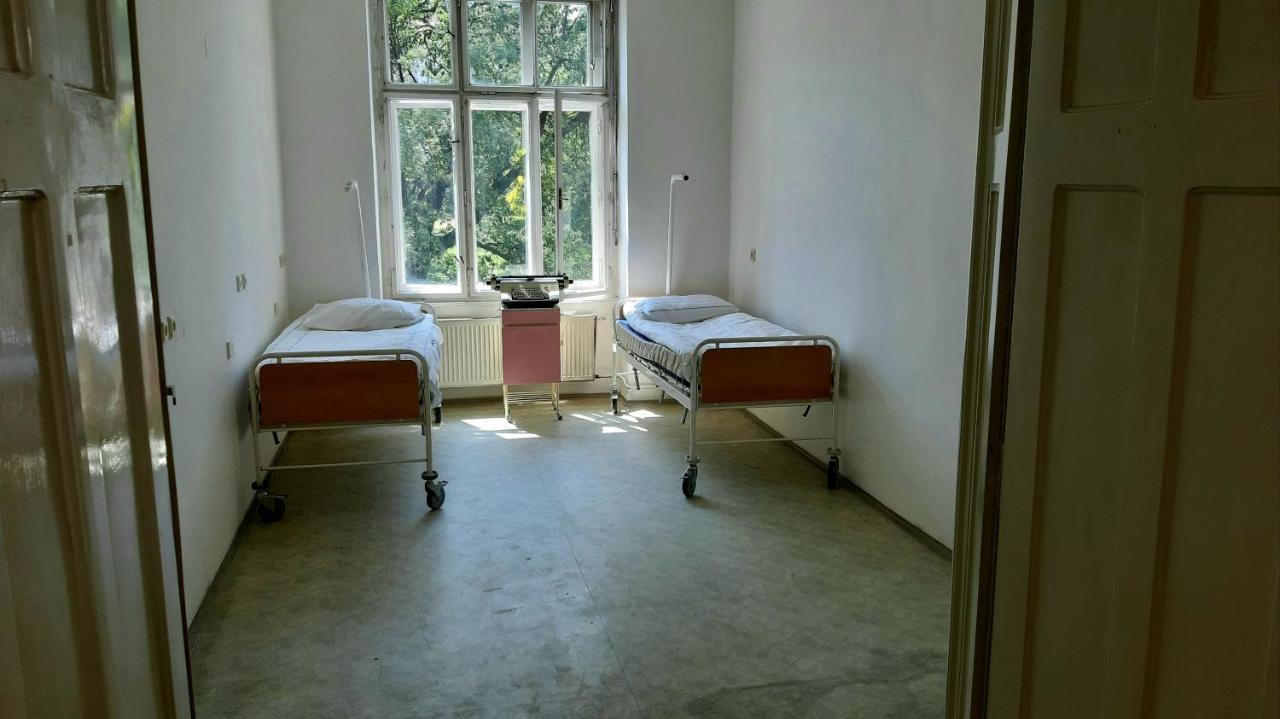 Franz Kafka Spital Hostel Brno Ngoại thất bức ảnh